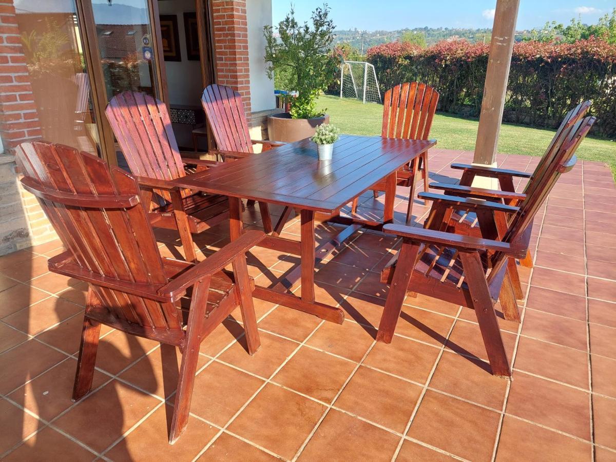 Villa Tiviti Oviede Extérieur photo