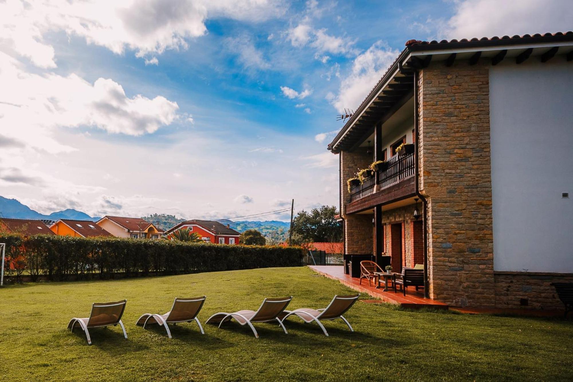 Villa Tiviti Oviede Extérieur photo
