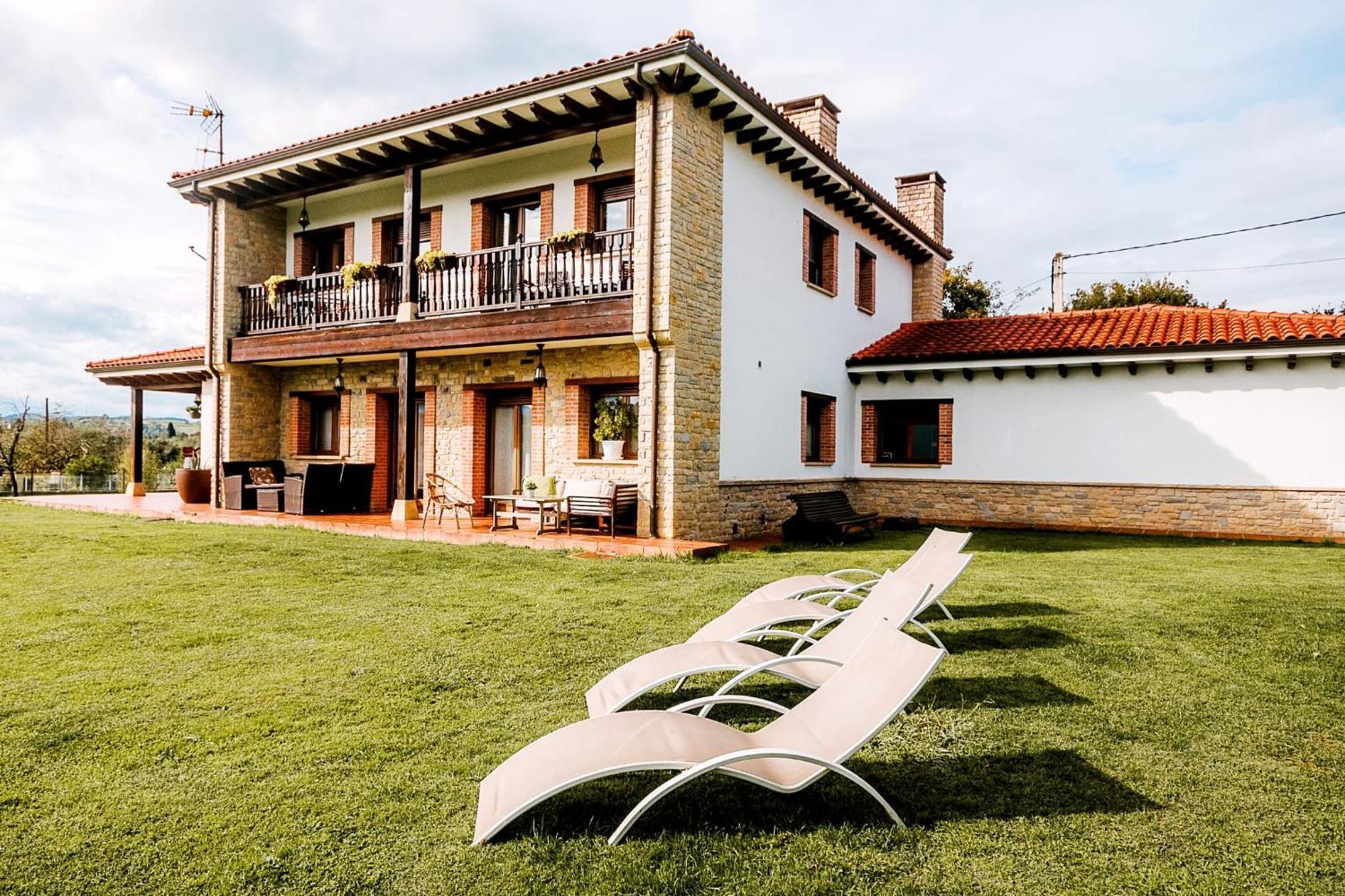 Villa Tiviti Oviede Extérieur photo